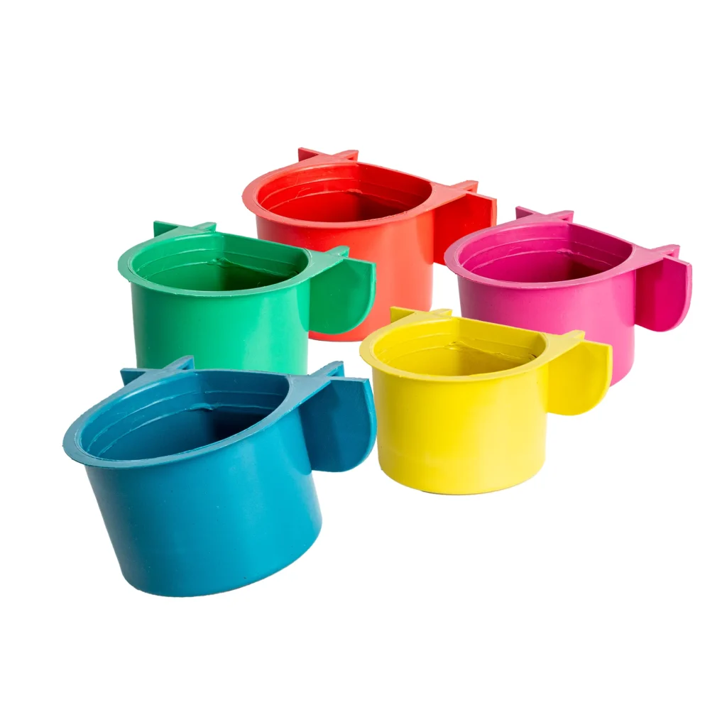 comedouro com aba brava injet